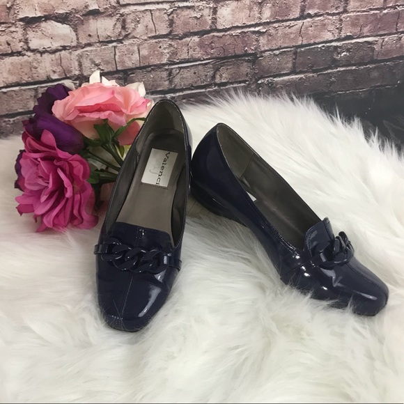 AJ Valenci Blue Shoes with Chain - Picture 1 of 2